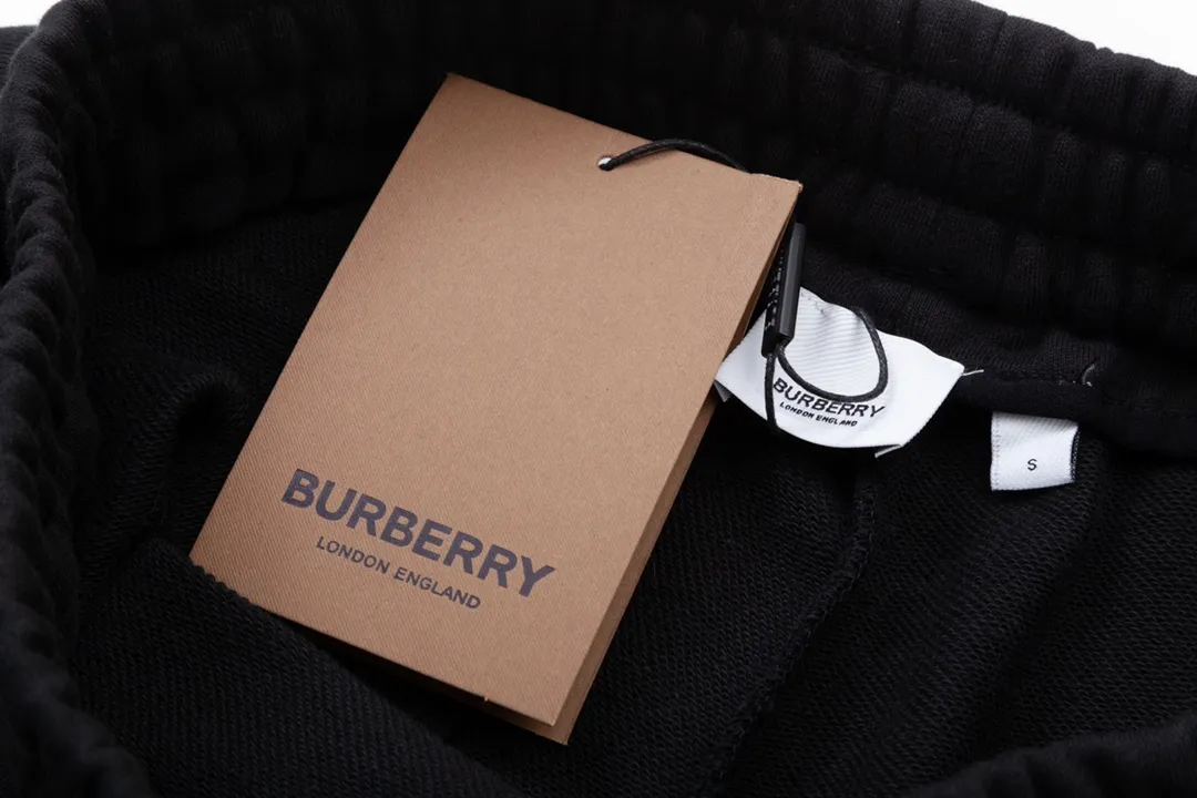 BURBERRY Classic Lo GO 、 Quality 、 、 Breathable Same Style ：Black Sizes： XS Ｓ Ｍ L
